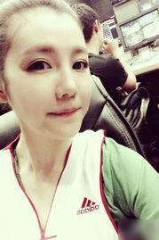 体育女主播球衣照片,体育女主播球衣写真，展现运动魅力